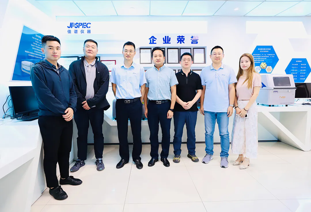 1727226530.png 640.webp.png